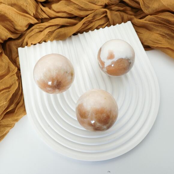 YOU CHOOSE Stilbite Scolecite Sphere Healing Crystals - Picture 5 of 10